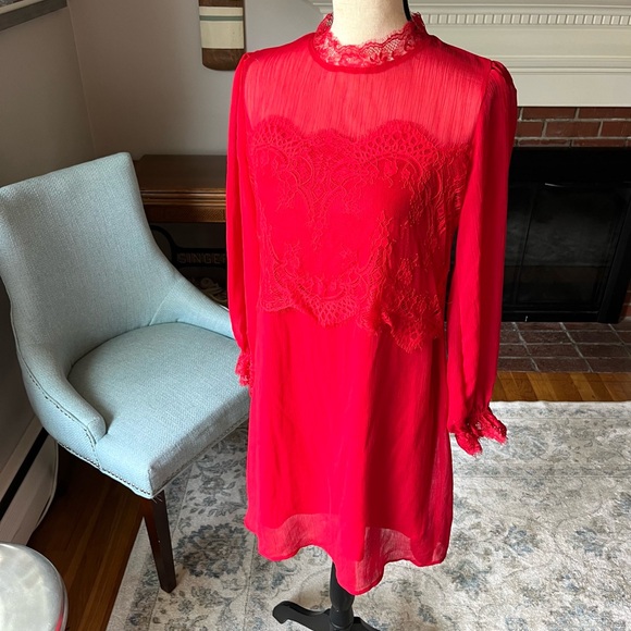 Xhileration | Lacy Dress - Picture 4 of 13